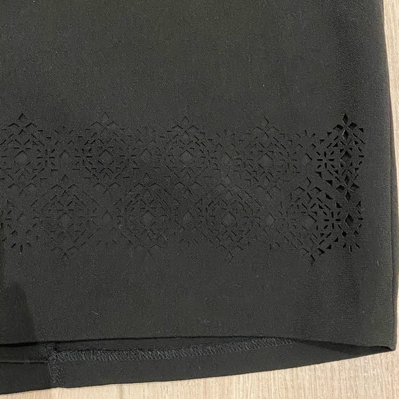 Banana Republic Black Pencil Skirt - Picture 5 of 7